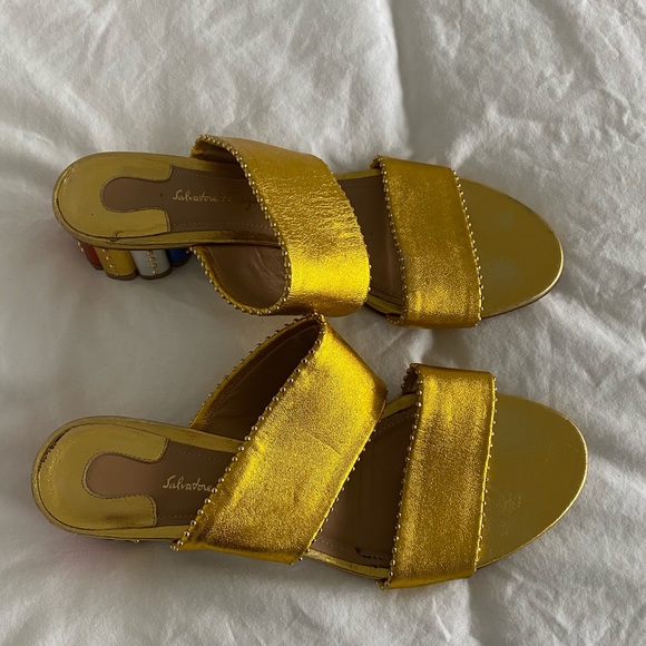Salvatore Ferragamo Yellow Sandals Platform *RARE* - Picture 9 of 9